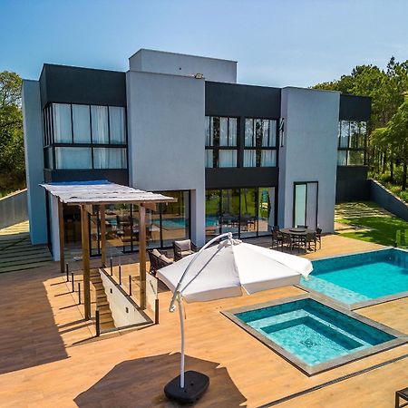Pousada Com Piscina, Jacuzzi E Com Vista Em Capitolio - Casa Decore Экстерьер фото