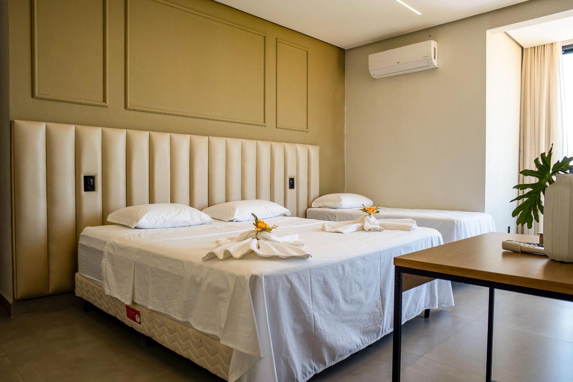 Pousada Com Piscina, Jacuzzi E Com Vista Em Capitolio - Casa Decore Экстерьер фото